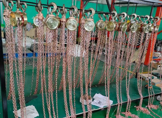 防爆手拉葫芦链条材质(铜合金工具的特性)