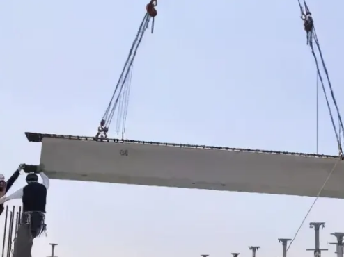 建筑工地常用吊装工具有哪些（建筑工地吊装作业卸扣使用安装要求）