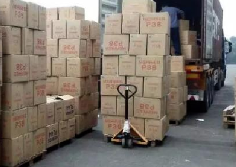 抽纸批发供应商卸货装车搬运（成华手动搬运车）